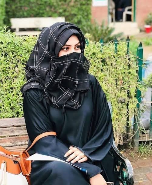 Rabbia Khan